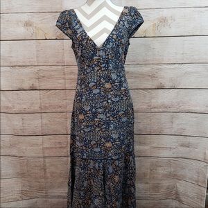 Beautiful silk midi dress